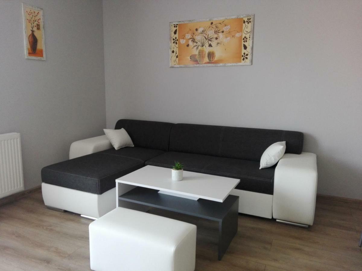 Apartament Marzenie 9 - Opole Apartment ภายนอก รูปภาพ