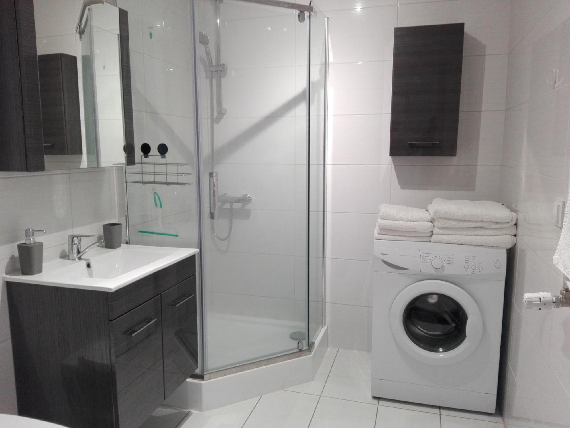 Apartament Marzenie 9 - Opole Apartment ภายนอก รูปภาพ